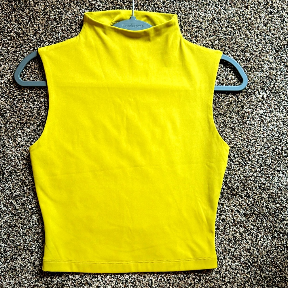 Express Mock Neck Cropped Tank